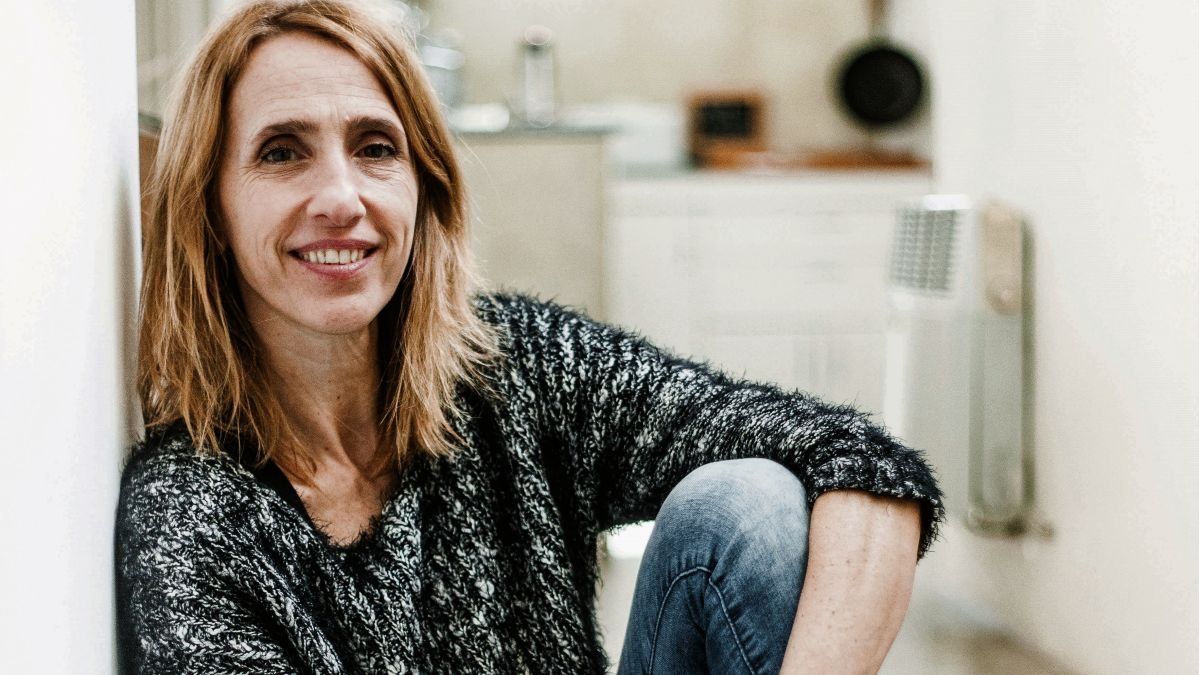 Ana Frenkel: “Grub”, ola danza como sanación