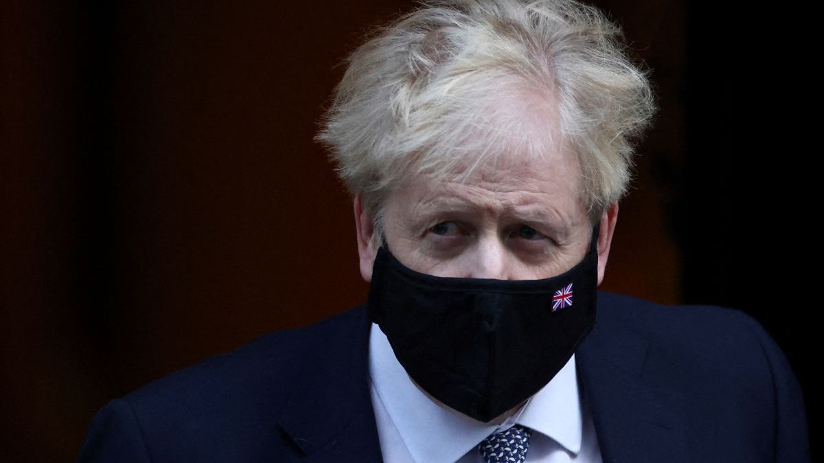 Boris Johnson defiende los cambios en el protocolo de Irlanda y niega que violen el derecho internacional