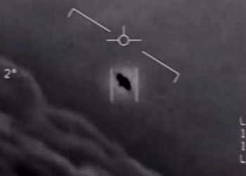 ¿Cada vez más cerca? marines estadounidenses afirman que fueron atacados por una flota de 100 OVNIS