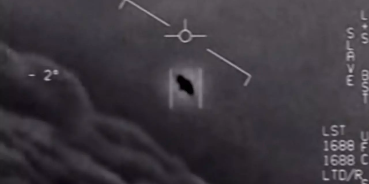 ¿Cada vez más cerca? marines estadounidenses afirman que fueron atacados por una flota de 100 OVNIS