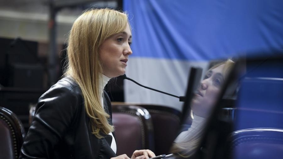 Con la firma de Anabel Fernández Sagasti, el Frente de Todos presentó el proyecto para ampliar la Corte a 25 jueces