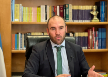 Cuenta regresiva: 10 días, 2 reuniones y un pedido urgente de Guzmán para tranquilizar al dólar