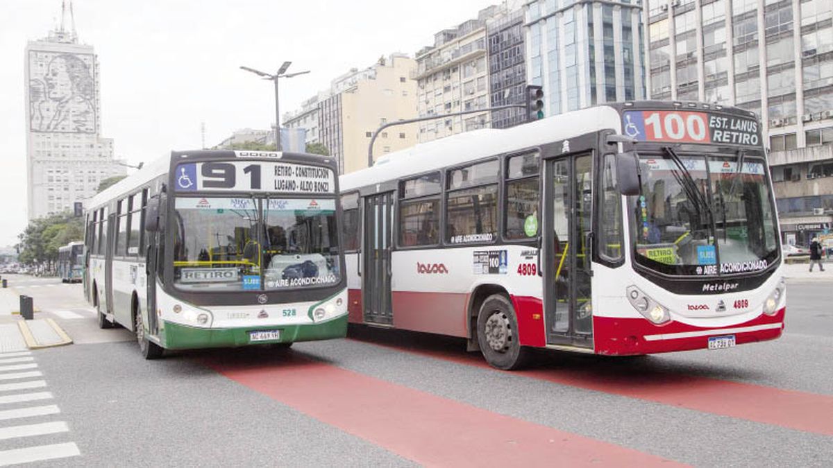Gobierno analiza una suba del 40% en el boleto de colectivos en la Ciudad