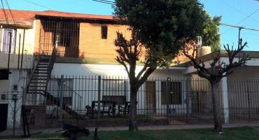 Tragedia en Hurlingham: murieron tres hermanos de entre 1 y 4 años en un incendio 