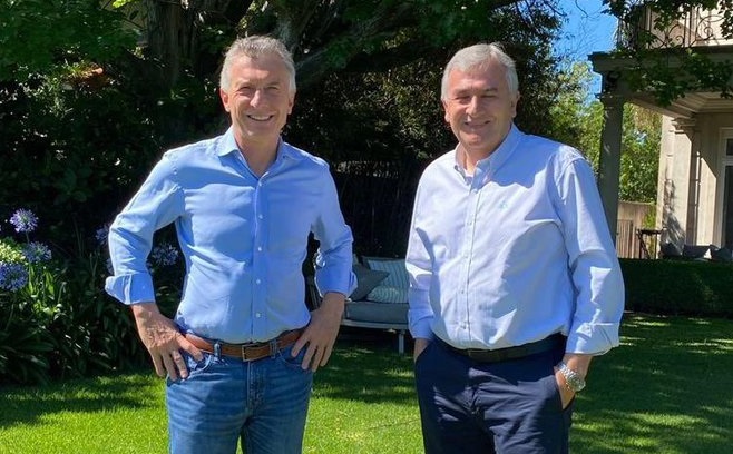 Macri reculó en chancletas: “Siempre valoré las ideas del radicalismo en sus distintos matices”