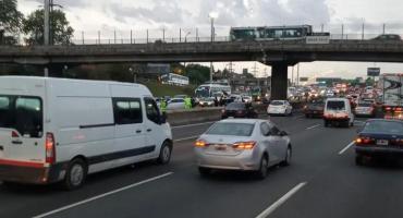 Choque en cadena en la Panamericana entre 12 vehículos: al menos dos heridos