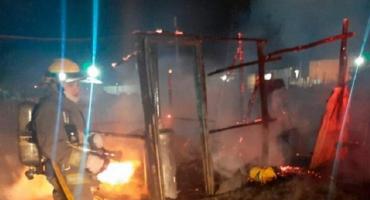 Una mujer y su niña de siete años murieron al incendiarse su casa en Neuquén