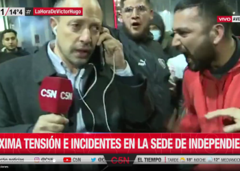 Periodista de C5N, sobre agresión de hinchas de Independiente: “Nos zamarreaban”