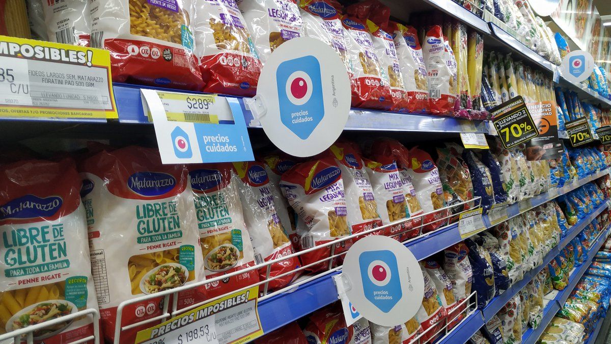 Precios Cuidados: el Gobierno renovó el programa y la canasta de frutas y verduras