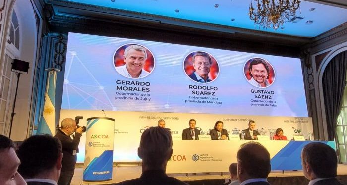 En el Council of the Americas, Suarez habló de “achicar” en costo de la política en Mendoza