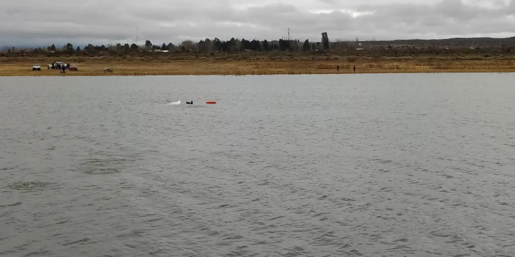 Mendoza: hallaron el cuerpo del pescador desaparecido tras volcar una lancha