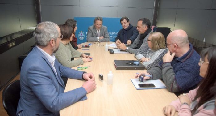 Paritarias: el gobierno de Mendoza acordó con los gremios de Contaduría, Tesorería General, Fiscalía de Estado y Vialidad