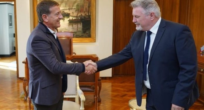 Suarez recibió a los representantes de Clean Earth Technologies, la empresa que utiliza energías limpias para explotación de minerales