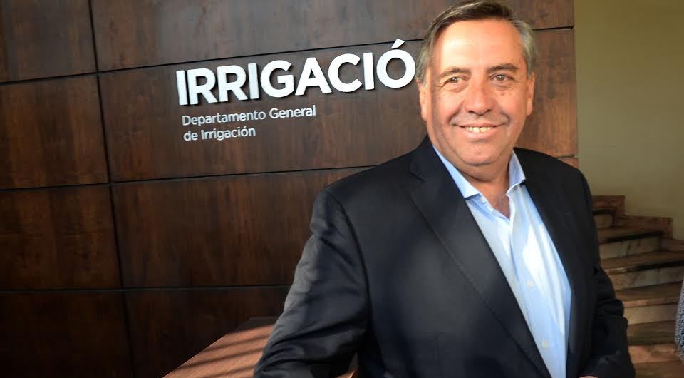 Viñateros de Mendoza quieren que Marinelli le cuente a la sociedad cuánta gasta Irrigación en sueldos