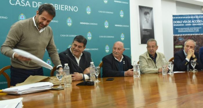 Doble Vía del Este: dos de las empresas oferentes enfrentan severos cuestionamientos