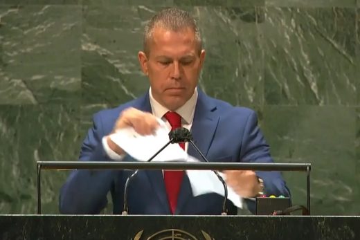 El embajador de Israel ante la ONU criticó al presidente de la Autoridad Palestina