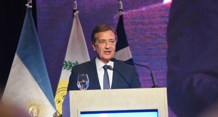 So pretexto de la crisis económica, Suarez volvió a insistir con reformar la Constitución de Mendoza