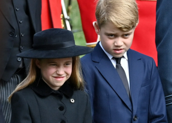 “¡Tenés que saludar, George!”: las perlitas de Charlotte durante el funeral de la Reina