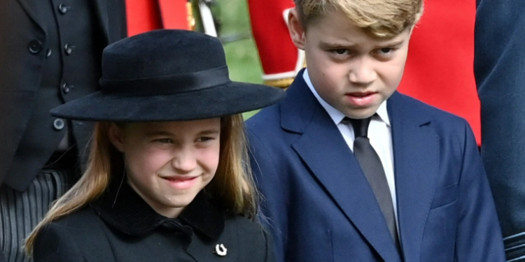 “¡Tenés que saludar, George!”: las perlitas de Charlotte durante el funeral de la Reina