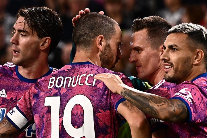 La Juve venció por 3-0 a Bologna. (AFP)