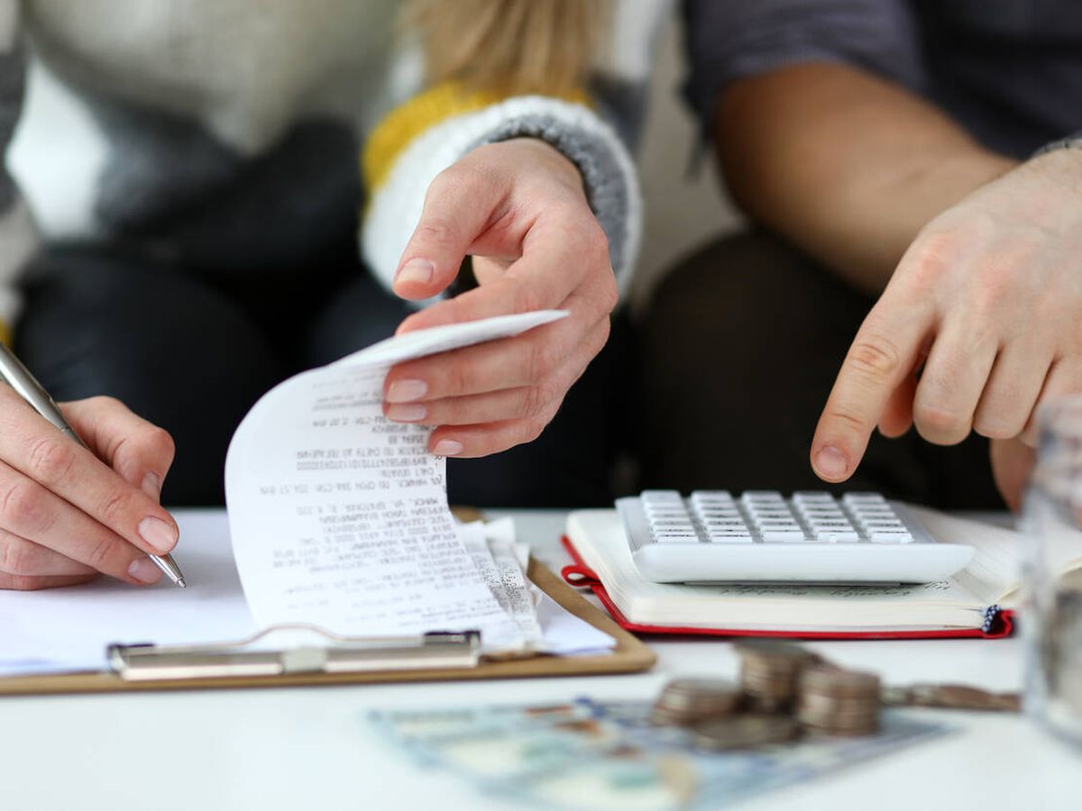 Foto: Firma de una hipoteca. (iStock)