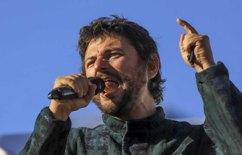 El ala izquierda del Frente de Todos tensa la cuerda con el Gobierno y busca reforzar el área social