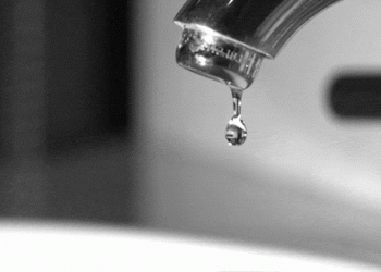 Senador radical impulsa proyecto que endurece las multas por el mal uso del agua en Mendoza