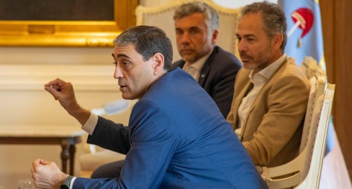 Suarez recibió al CEO de YPF para arrancar los trabajos en dos pozos petroleros de Malargüe