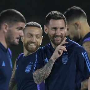 Argentina y Messi, pola clasificación