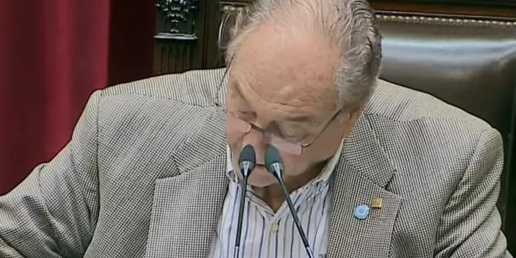 Con las relaciones entre oficialismo y oposición en su peor momento, se paraliza la actividad en Diputados