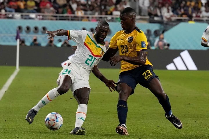 Senegal se cargó a Ecuador en la tercera fecha.