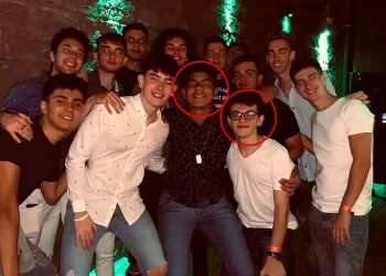 Un amigo de Fernando describió la golpiza: “Había tres o cuatro pegándole a Fernando y un par evitando que nos acerquemos nosotros”