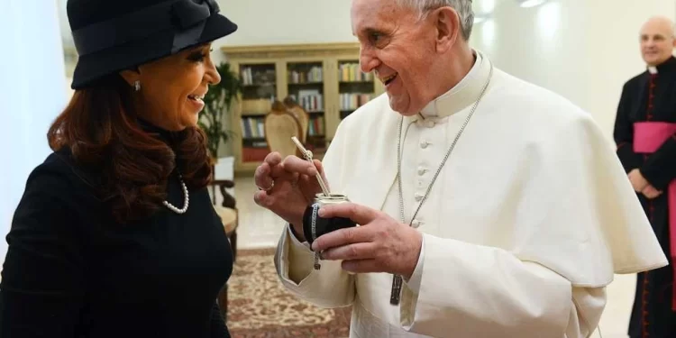 A 10 años de su asunción: así recibió el papa Francisco a los distintos presidentes argentinos