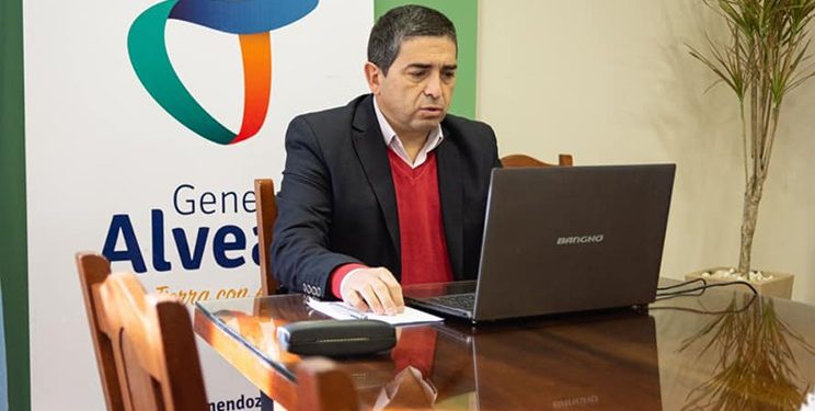 Alvear: tras la salida del director de Comunicaciones, a Marcolini le renunciaron dos funcionarios más