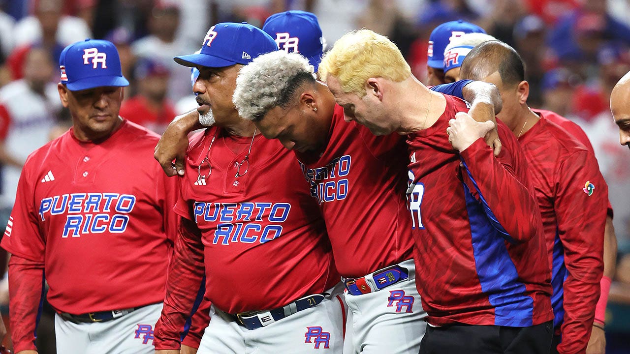 Mets star Edwin Diaz suffered freak injury in World Baseball Classic but tourney is far from 'meaningless' | Fox News