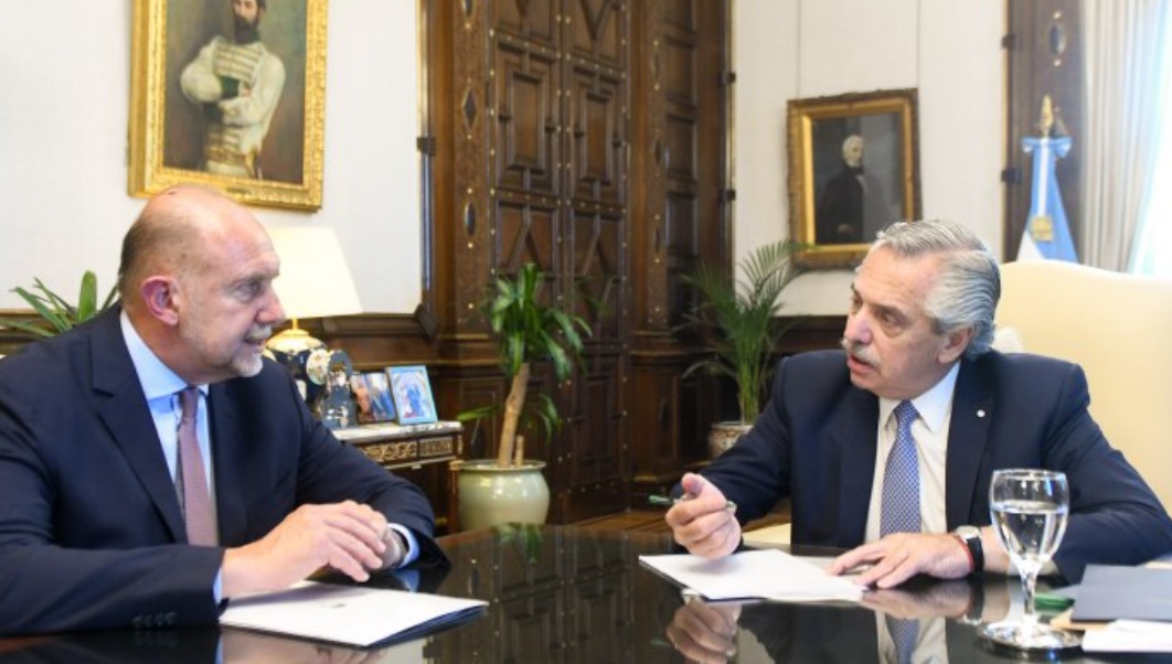 El Gobierno (recién ahora) financiará la compra de cámaras para Rosario y autorizó el uso de la identificación biométrica