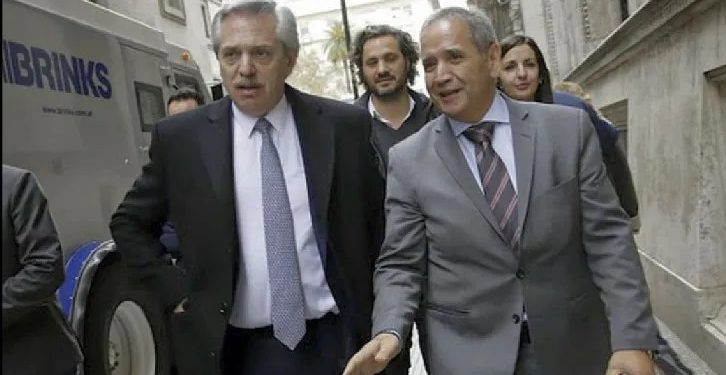 El mendocino Palazzo se suma al coro de voces que le piden a Alberto que baje su postulación a presidente