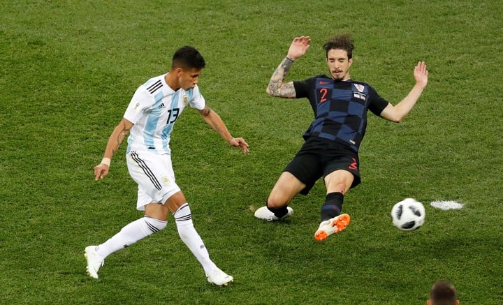 Vrsaljko contra Argentina en el Mundial.