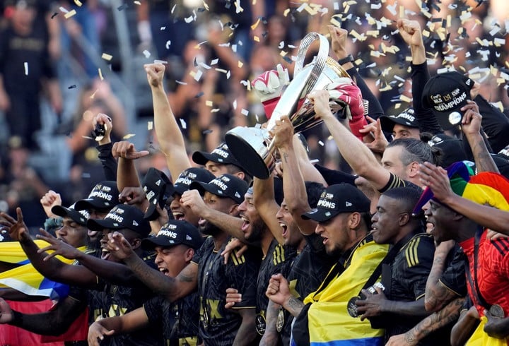 El campeón reinante: Los Angeles FC, en la celebración de su título 2022 (Reuters)