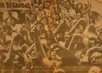 “Luche y vuelve”: el mítico slogan de la JP setentista revive para denunciar la “proscripción” de CFK