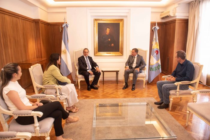 Scioli llegó a Mendoza acompañado por importadores brasileños para “fomentar” productos mendocinos