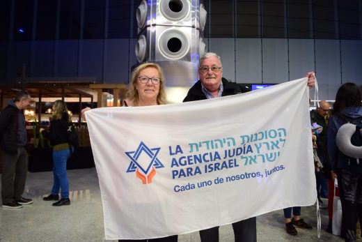 israel-es-el-lugar-donde-siempre-anhelamos-estar-este-martes-otros-39-argentinos-concretaron-su-alia