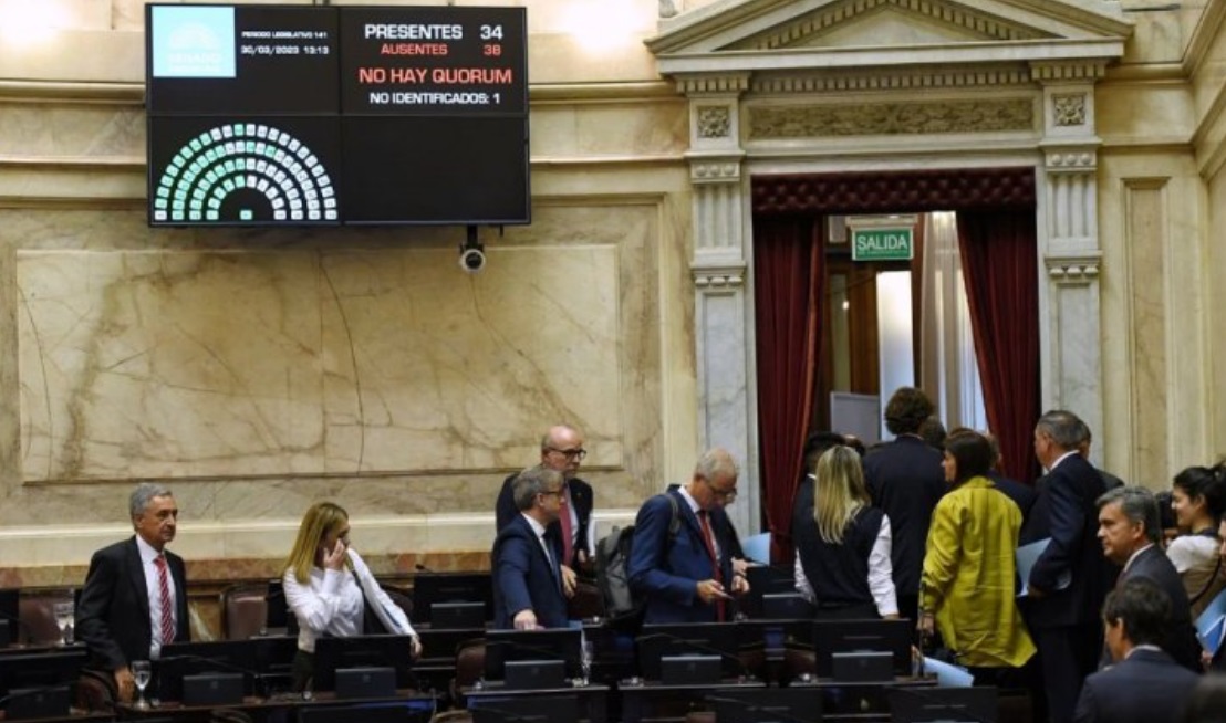 Luego del escándalo de la semana pasada, la oposición piensa volver a pedir una sesión para el 13 de abril