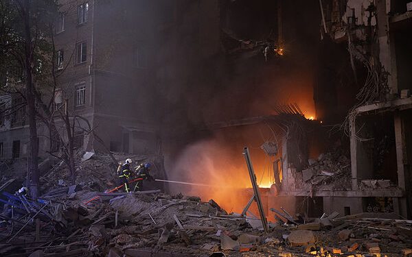 Guerra Rusia-Ucrania: las imágenes de la explosión de un depósito de municiones en Pavlogrado