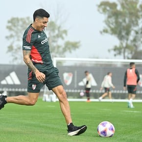River: Enzo Pérez sigue en duda para el sábado