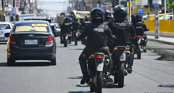 Un fiscal es asesinado en plena calle en Ecuador