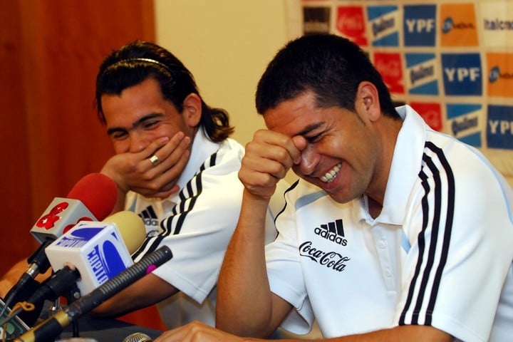 Carlitos y Román también fueron compañeros en la Selección.