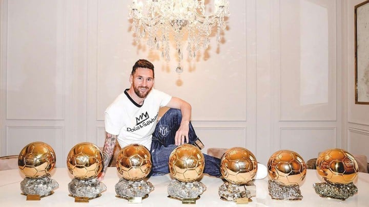 Messi con sus siete Balones de Oro.