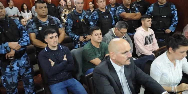 Masacre de Monte: condenaron a dos policías a prisión perpetua y a otros dos uniformados a 15 años