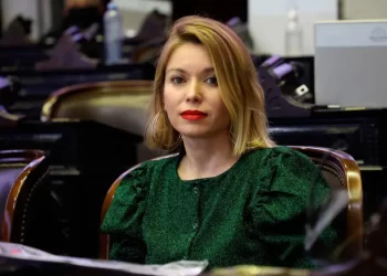 Para la diputada Gabriela Estévez, es “imperioso implementar la ESI y reformar la justicia”